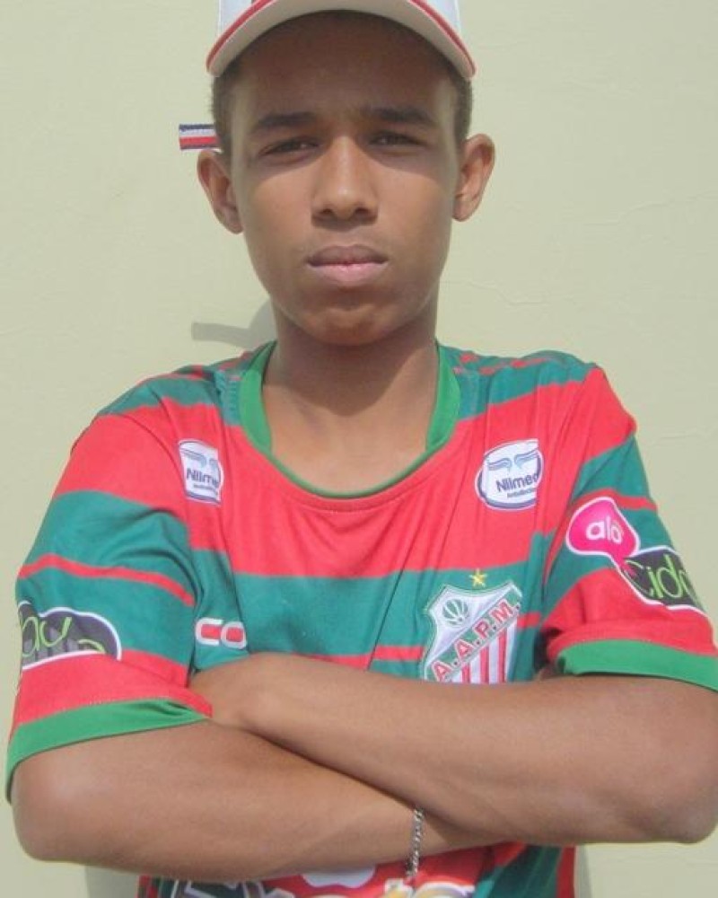 Detalhes do jogador Gilson Alves Pereira Filho { Gilsinho }
