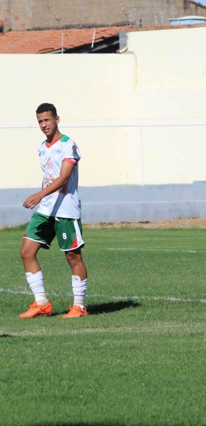 Garoto de Pilões marca gol nos acréscimos e Portuguesa de Mandacaru garante vaga na final