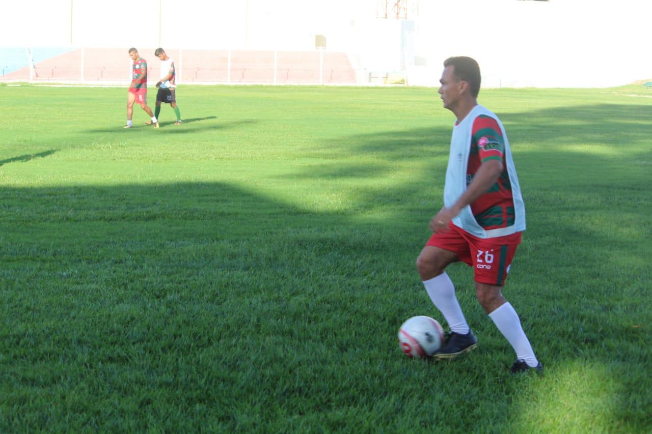 Portuguesa de Mandacaru acerta com experiente meio campista do futebol guanambiense