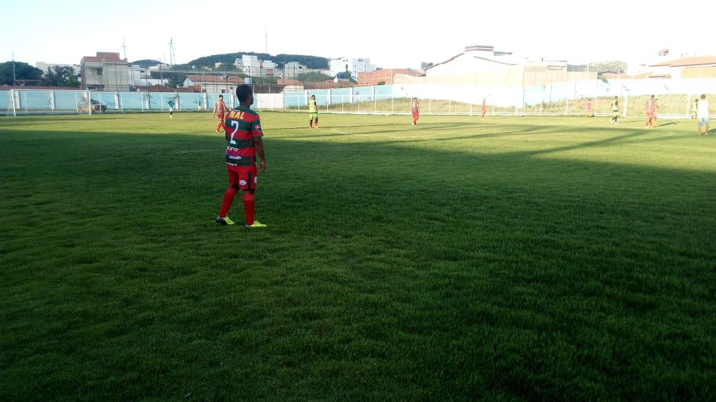 Igor marca no fim e salva Portuguesa de Mandacaru de derrota em Pindai Igor marca no fim e salva Portuguesa de Mandacaru de derrota em Pindai