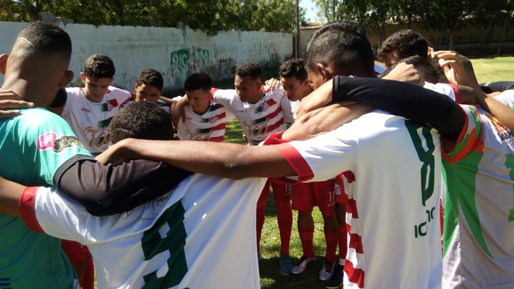 Sub-15 vence de virada, mas o Sub-17 tropeça na estreia do 5º Campeonato Society em Matina