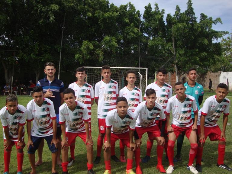 Sub-15 faz jogo acirrado contra o Flamengo de Guanambi, mas perde com gol marcado no fim Sub-15 faz jogo acirrado contra o Flamengo de Guanambi, mas perde com gol marcado no fim